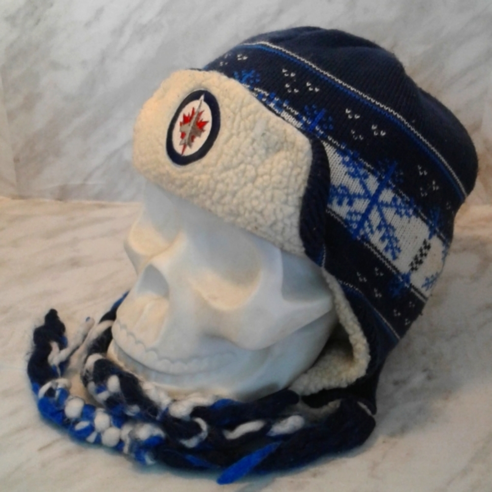 Winnipeg Jets NHL Reebok Aviator sherpa Trooper Winter Hat Beanie Cap dog ear